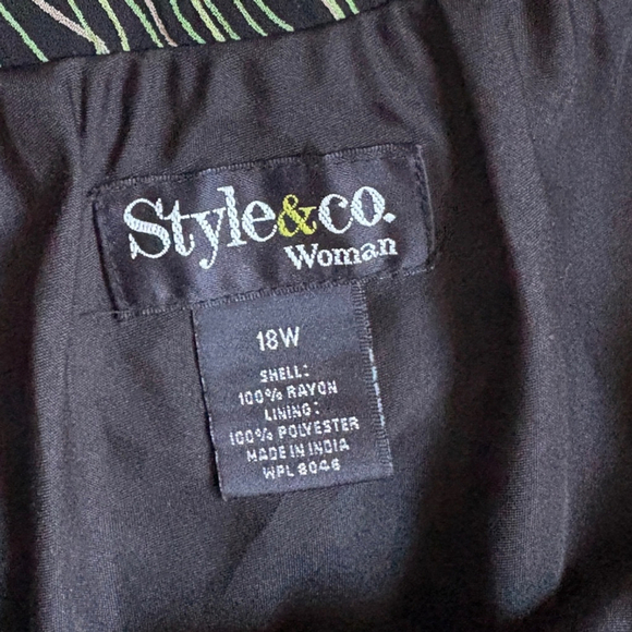 Style & Co Black and Green Ruched Pencil Skirt - Picture 4 of 4